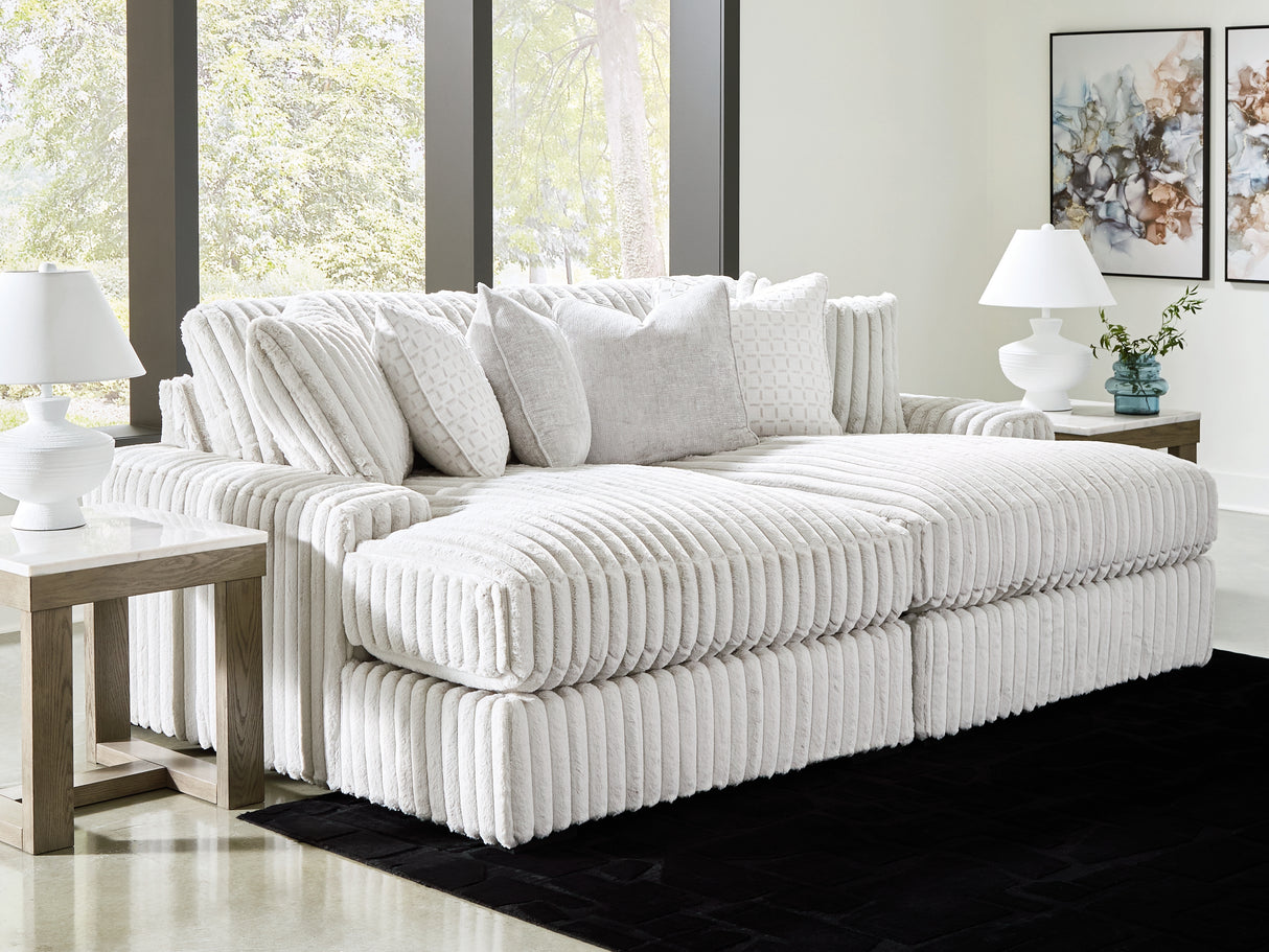 Stupendous Super Chaise