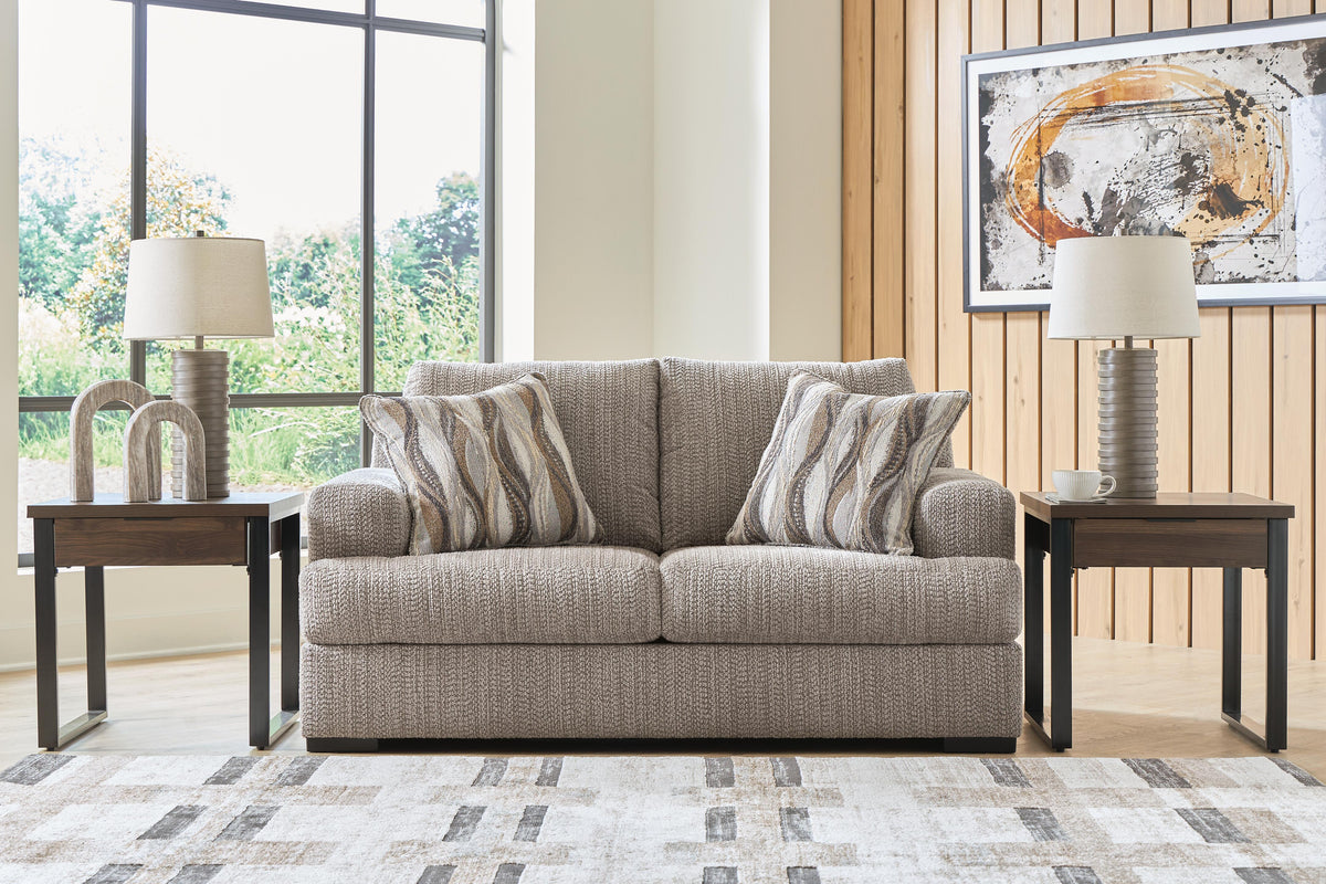 Lofwood Loveseat