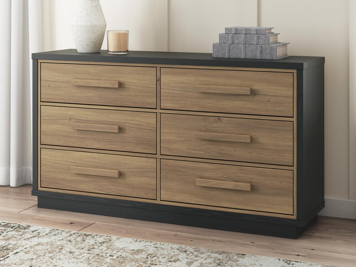 Kozmour Dresser