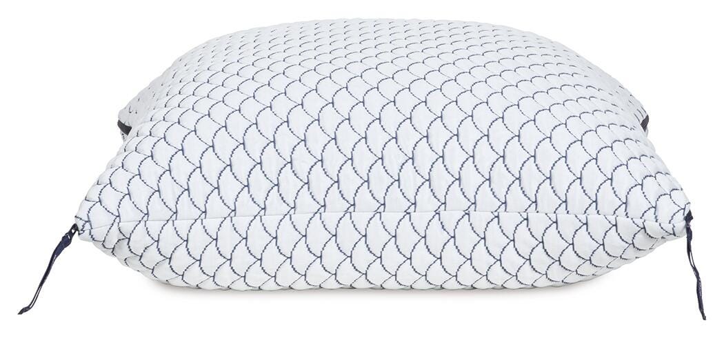 DreamCloudTM Classic Pillow (Set of 4)