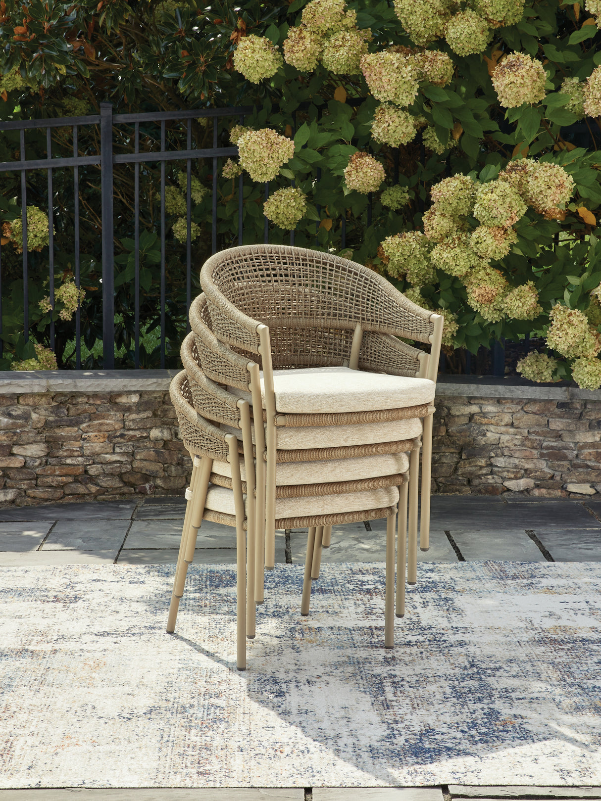 Orchard Beach Outdoor Arm Chair with Cushion (Set of 4)