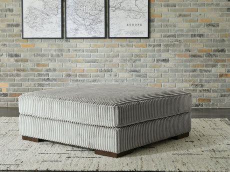 Lindyn Oversized Accent Ottoman