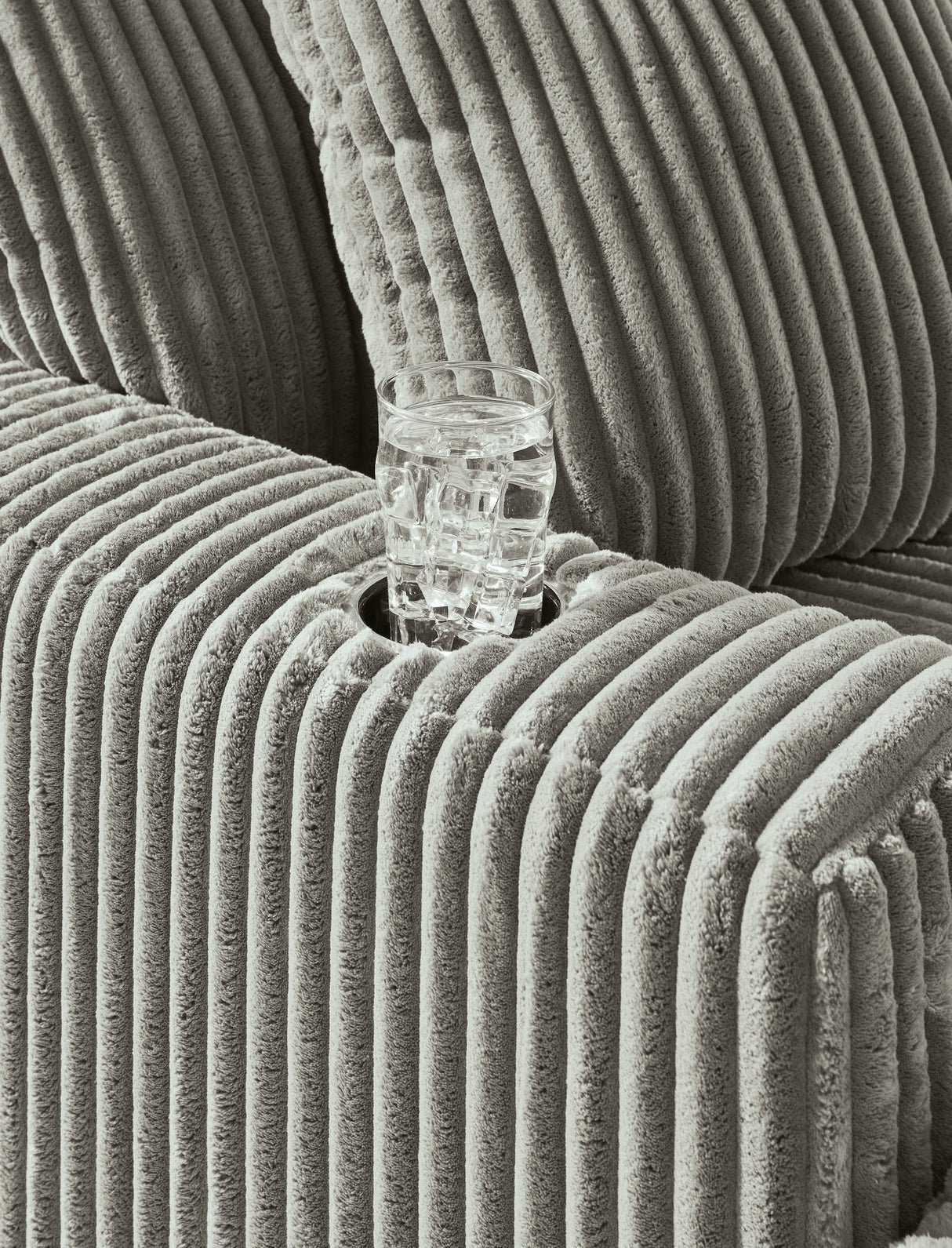Lindyn Chaise