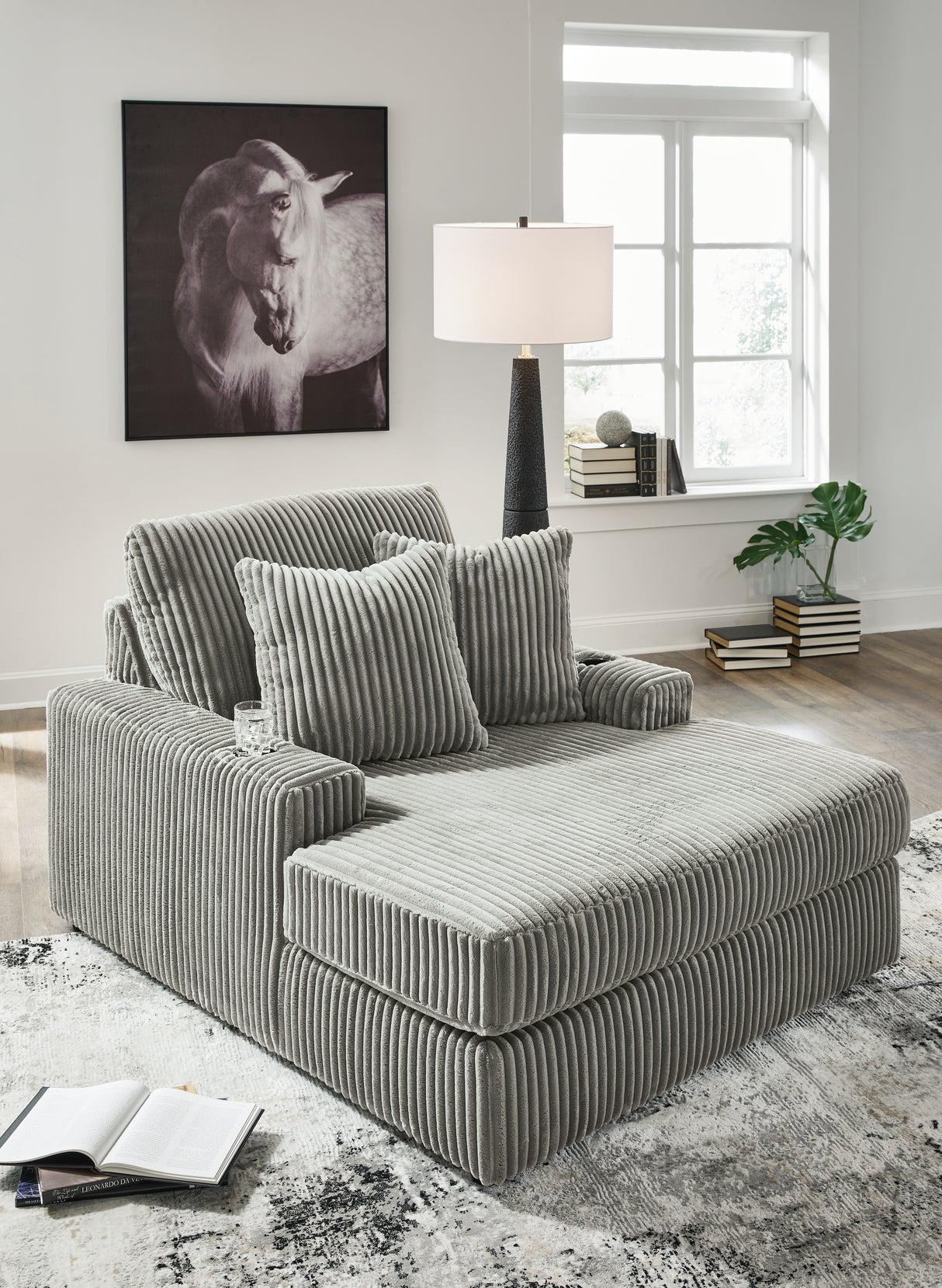 Lindyn Chaise