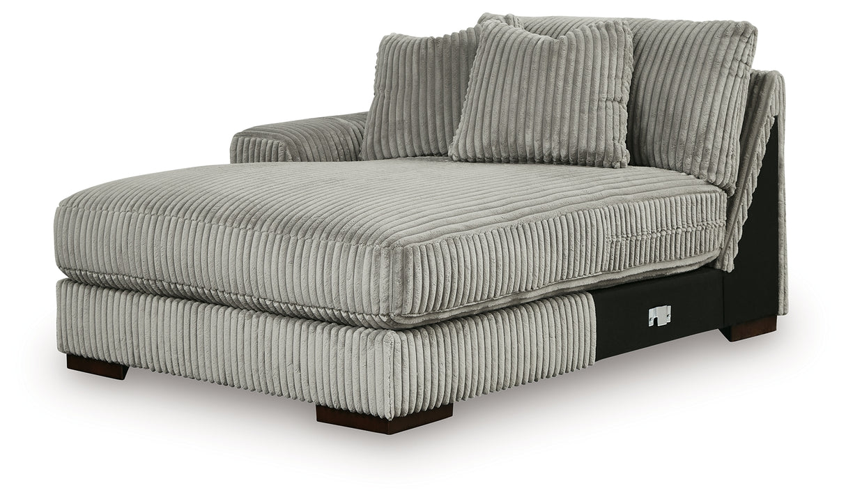 Lindyn 3-Piece Sectional with Double Chaise