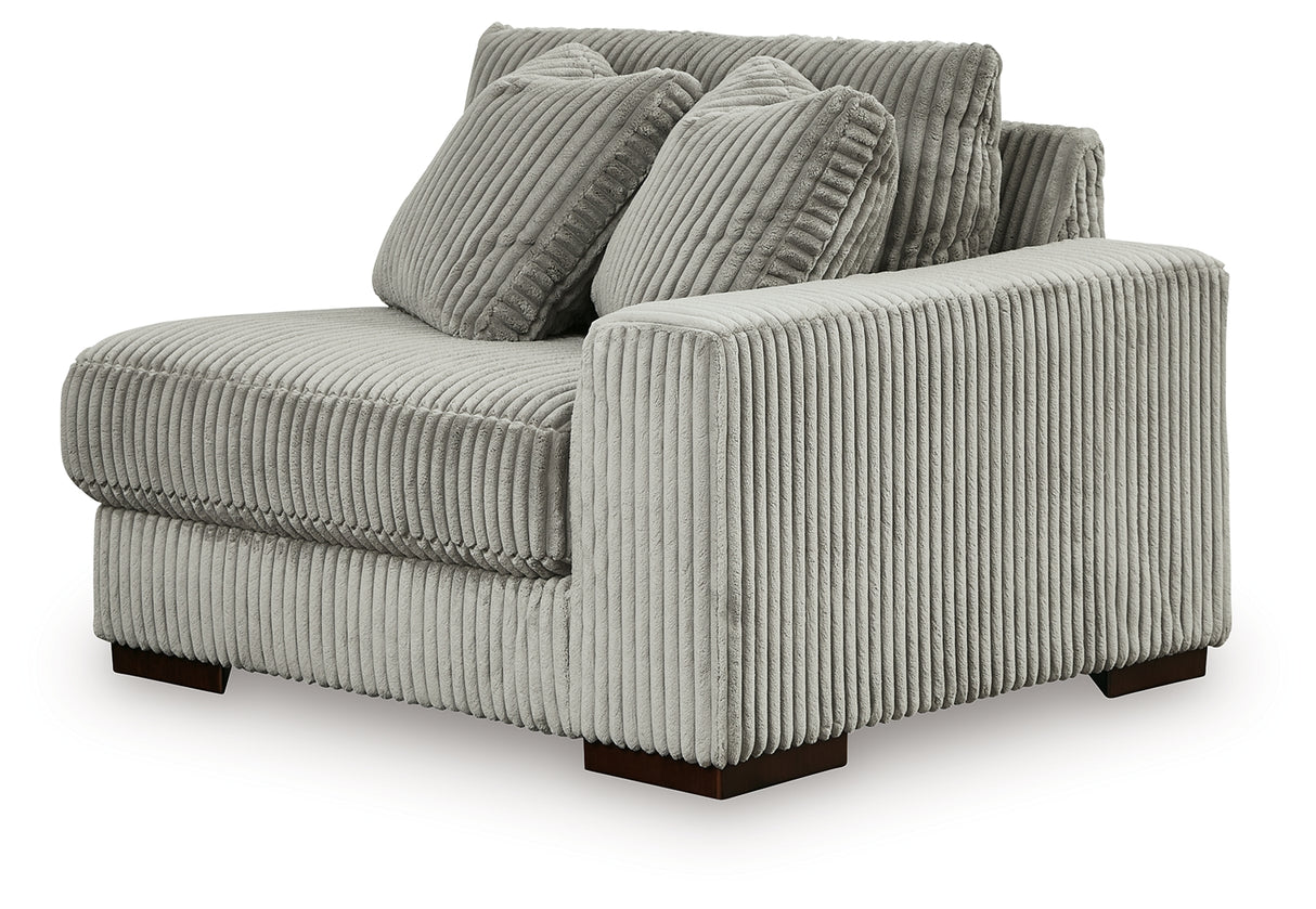 Lindyn 3-Piece Sectional Sofa