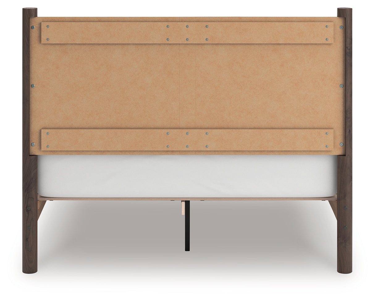Pamytta Queen Panel Platform Bed