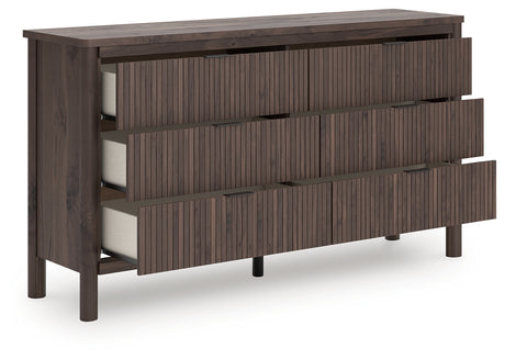 Pamytta Dresser