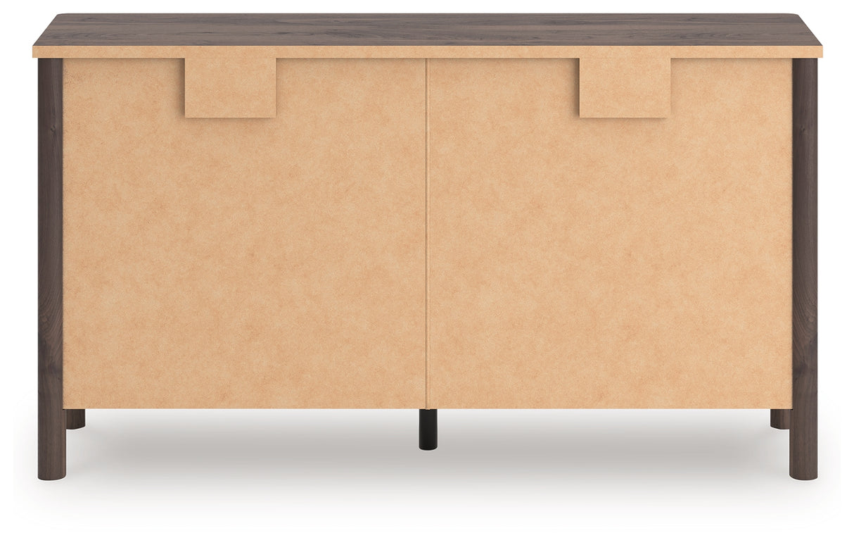 Pamytta Dresser