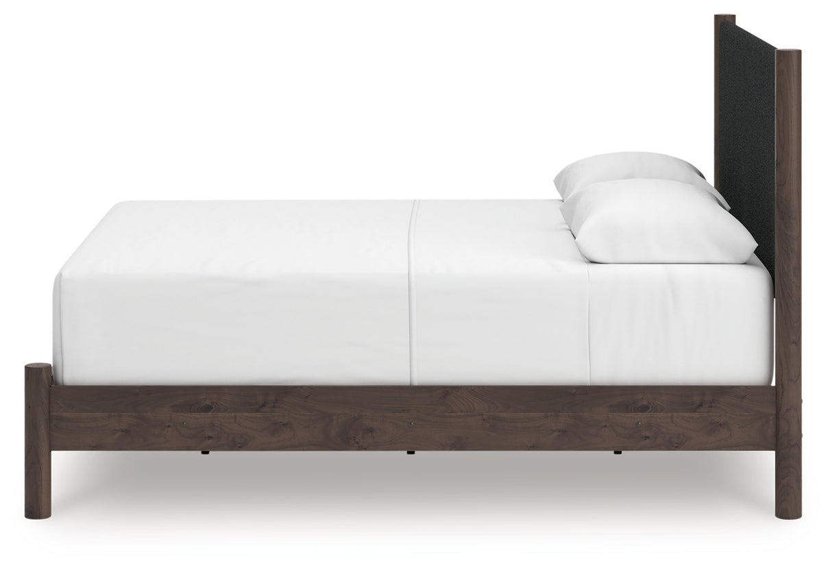 Pamytta Queen Upholstered Panel Bed