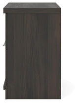 Shaehartin Nightstand