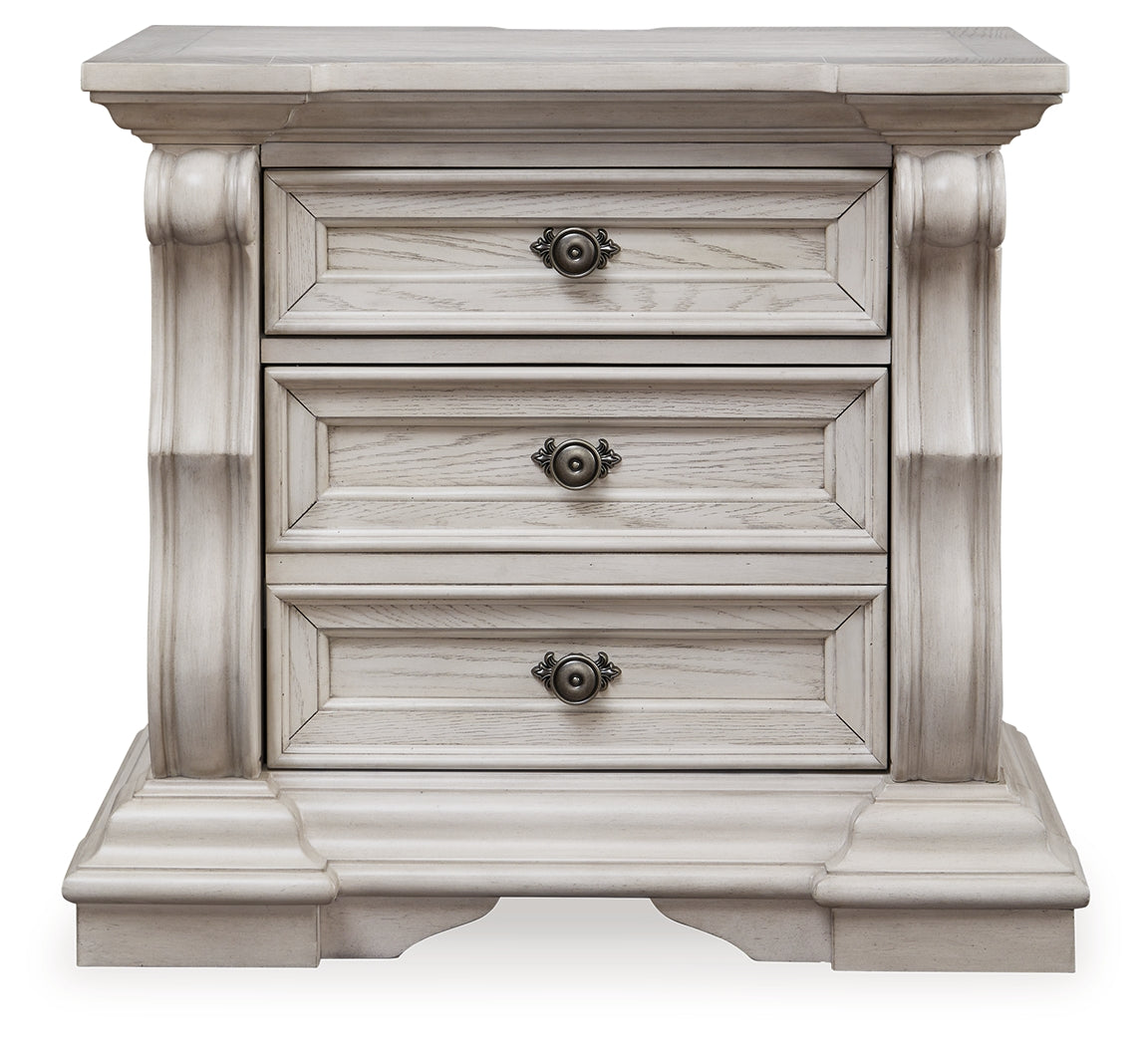Bruchandi Nightstand