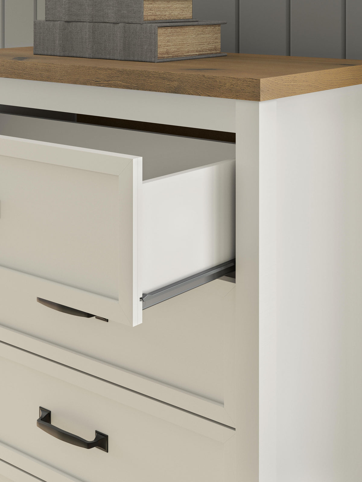 Kerisden Chest of Drawers